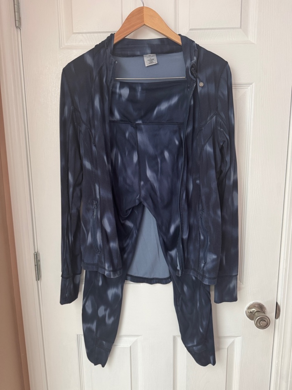 Tie-Dye Navy Women’s Active Pantsuit Set